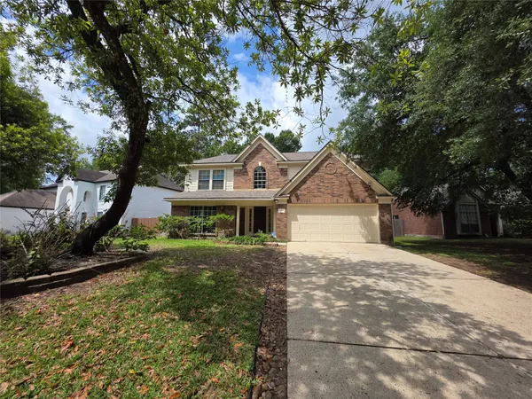 $2,550 | 19 Evening Song Court, The Woodlands, TX 77380
