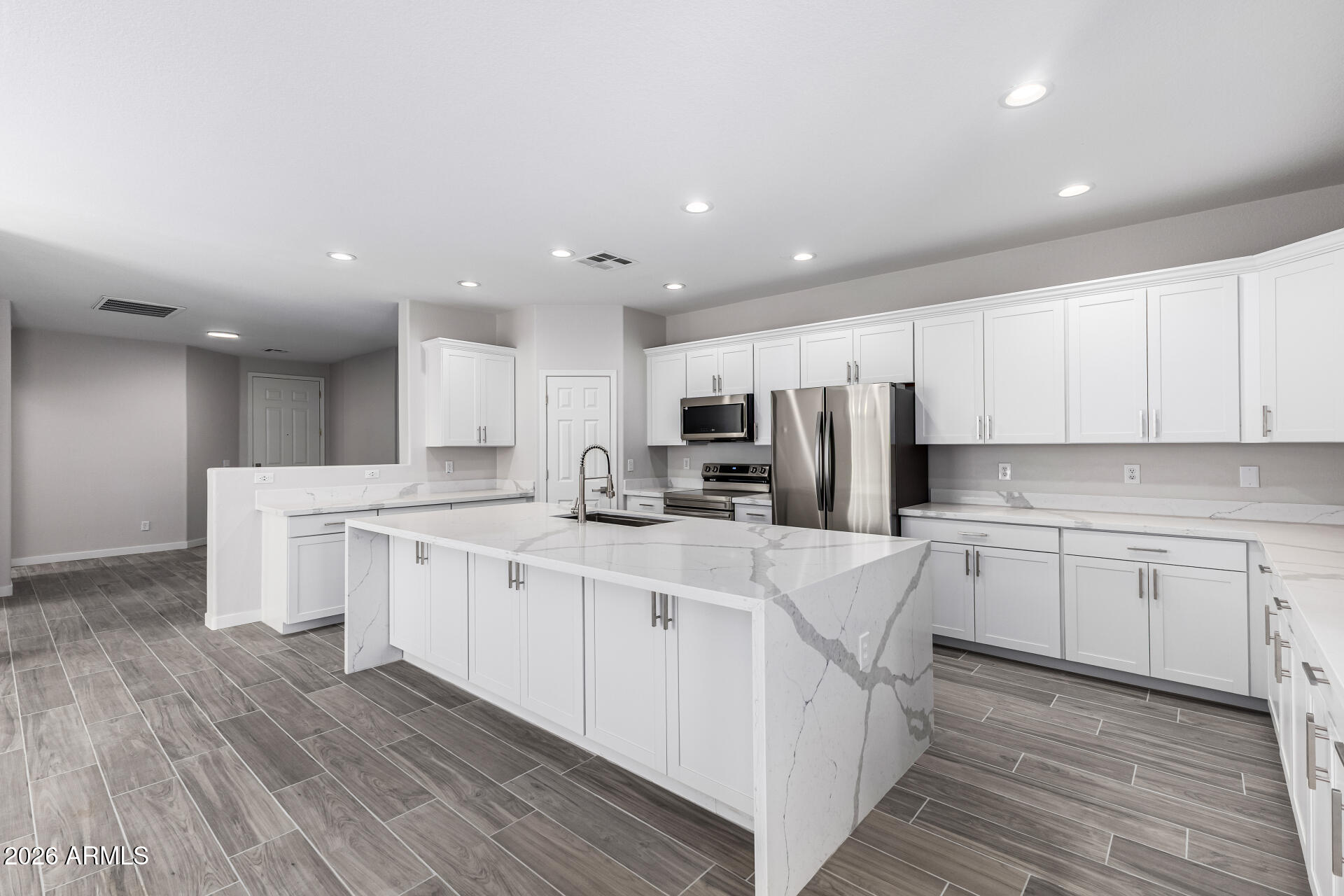 17867 North Madison Road Maricopa, AZ 85139 - Photo 14 of 38 12 - Madison
