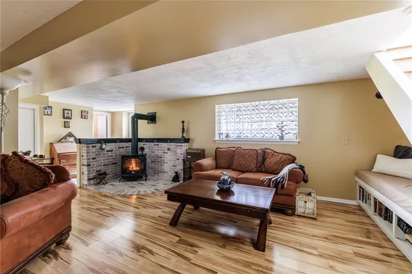 $330,000 | 27 Florendin Drive, Henrietta, NY 14467