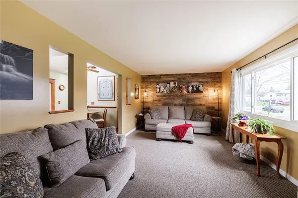 $330,000 | 27 Florendin Drive, Henrietta, NY 14467