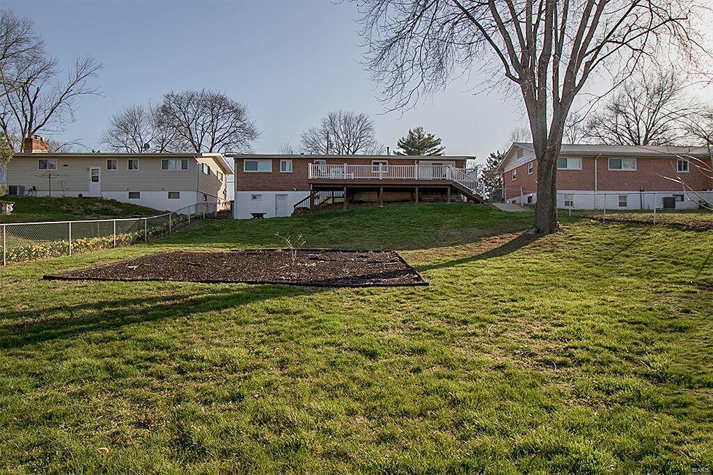 3721 Edwards Road St. Louis, MO 63125 - Photo 5 of 39 Gallery Image 5