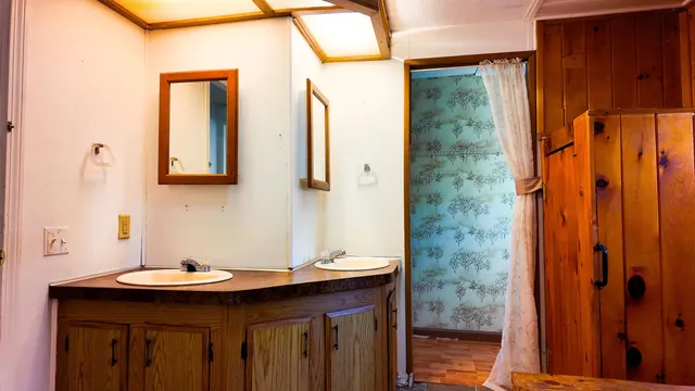 $90,000 | 9 Wyman Road, Deering, NH 03244