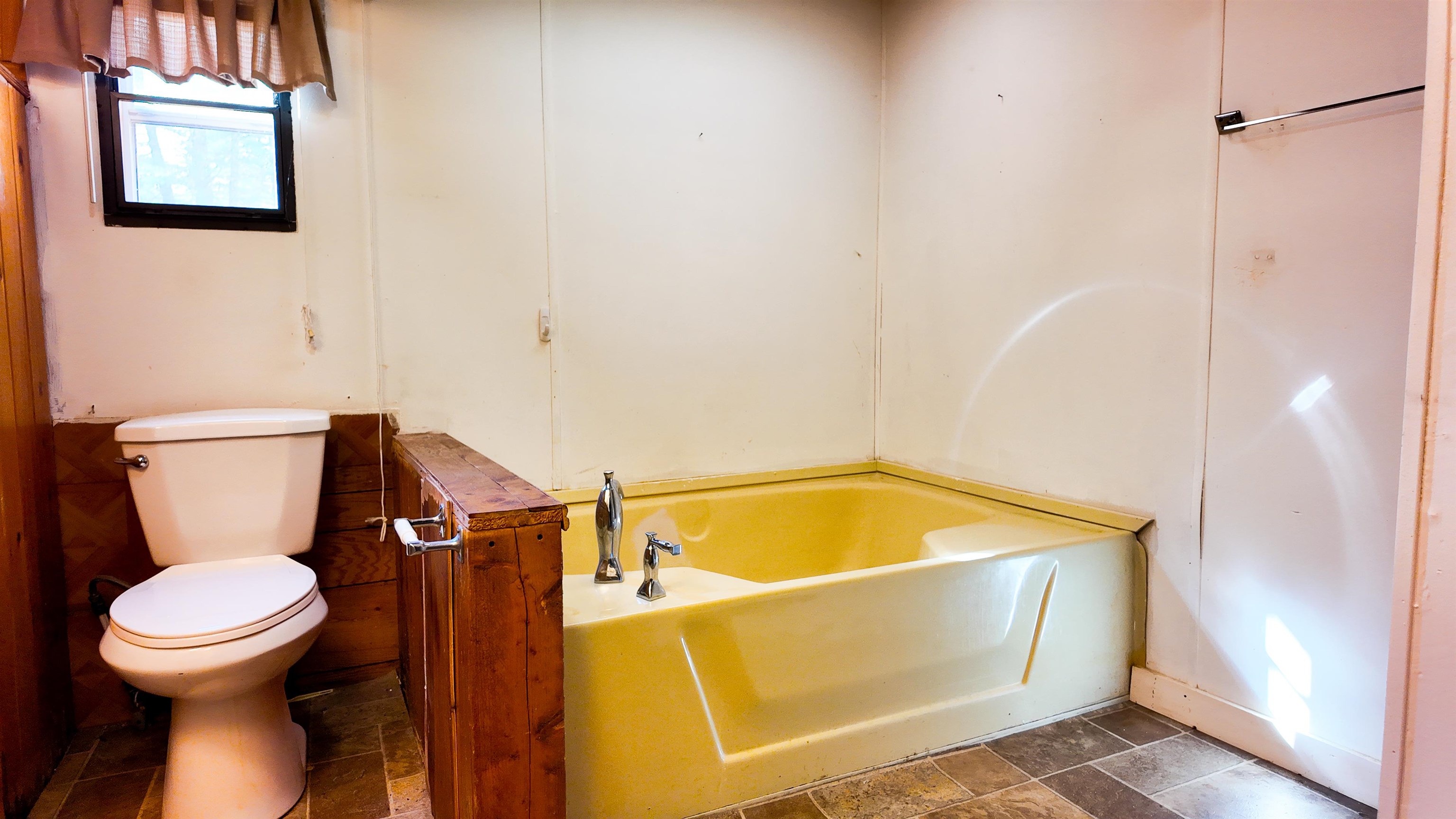 9 Wyman Road Deering, NH 03244 - Photo 17 of 24