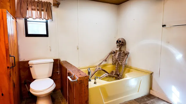 $90,000 | 9 Wyman Road, Deering, NH 03244