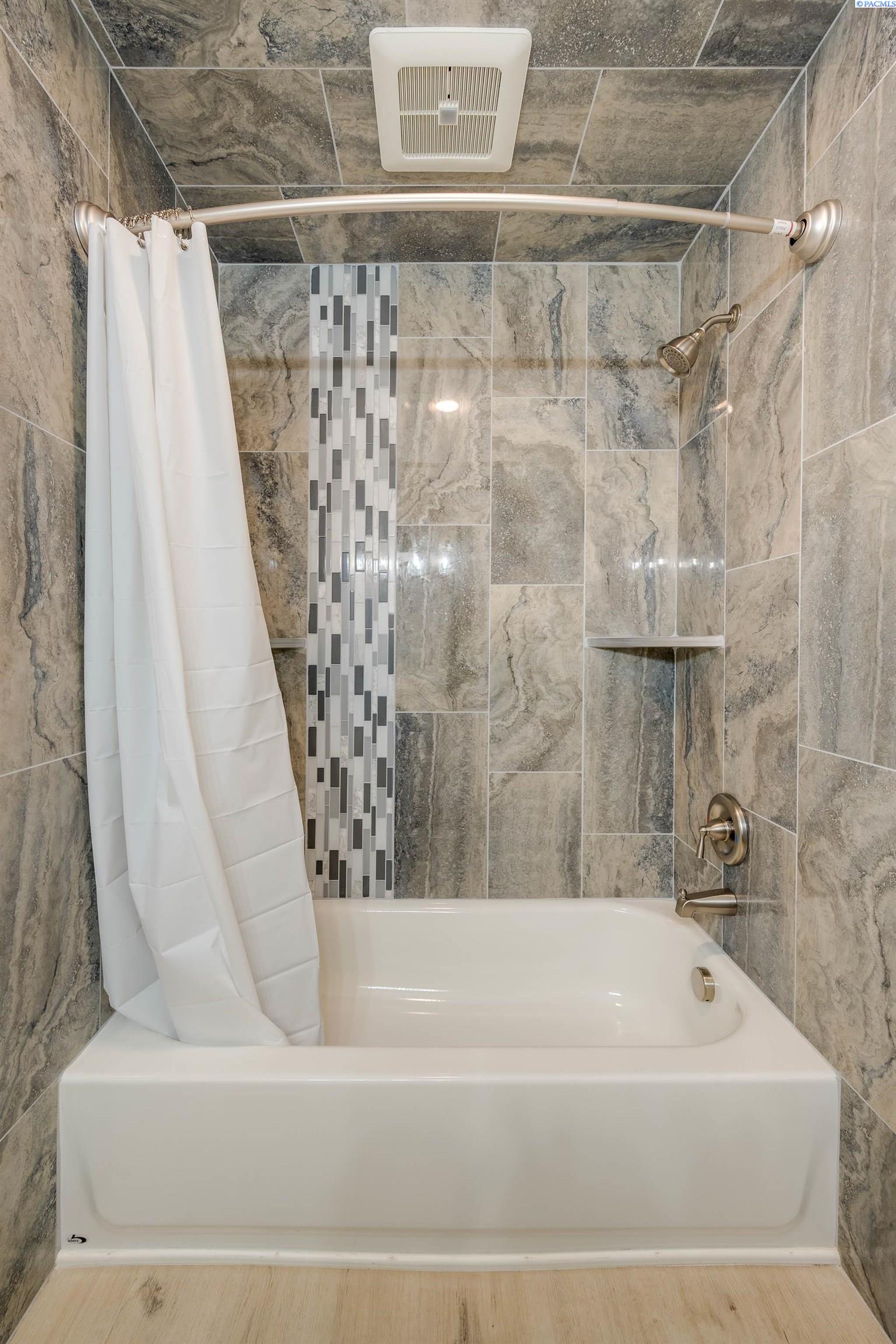 805 Southwest State Street Pullman, WA 99163 - Photo 12 of 37 Gallery Image 12