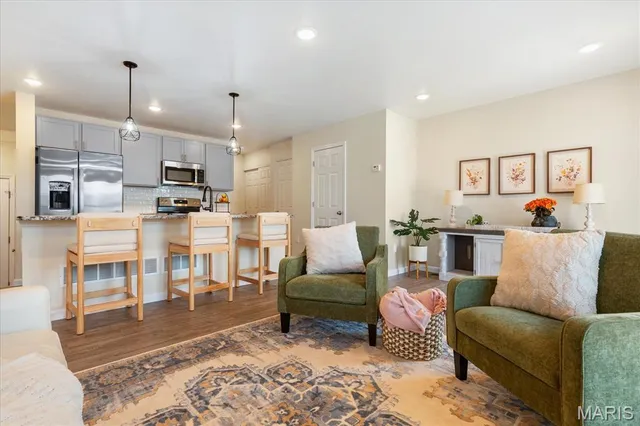 $347,000 | 6124 New Town Drive, St. Charles, MO 63301