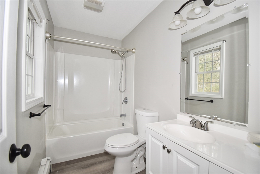 183 Jewett Street Springfield, MA 01129 - Photo 14 of 23