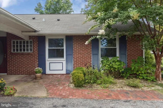 $2,850 | 12425 Stretton Lane, Bowie, MD 20715