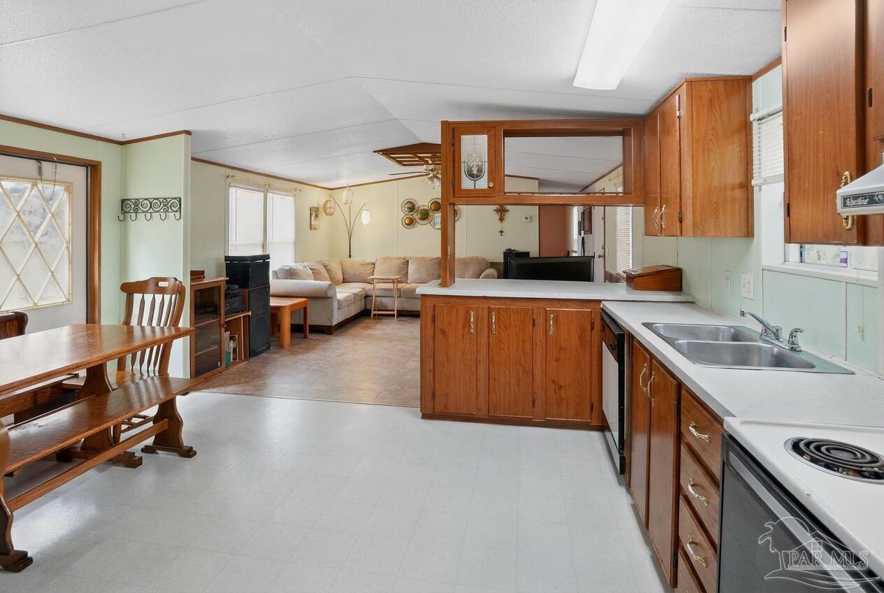 2323 Camors Road Jay, FL 32565 - Photo 8 of 24