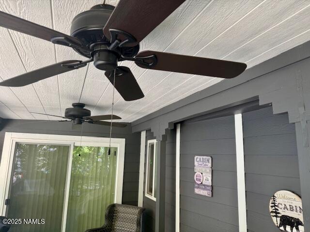 17550 South Munds Ranch Road, Unit 300 Munds Park, AZ 86017 - Photo 13 of 29 newer paint