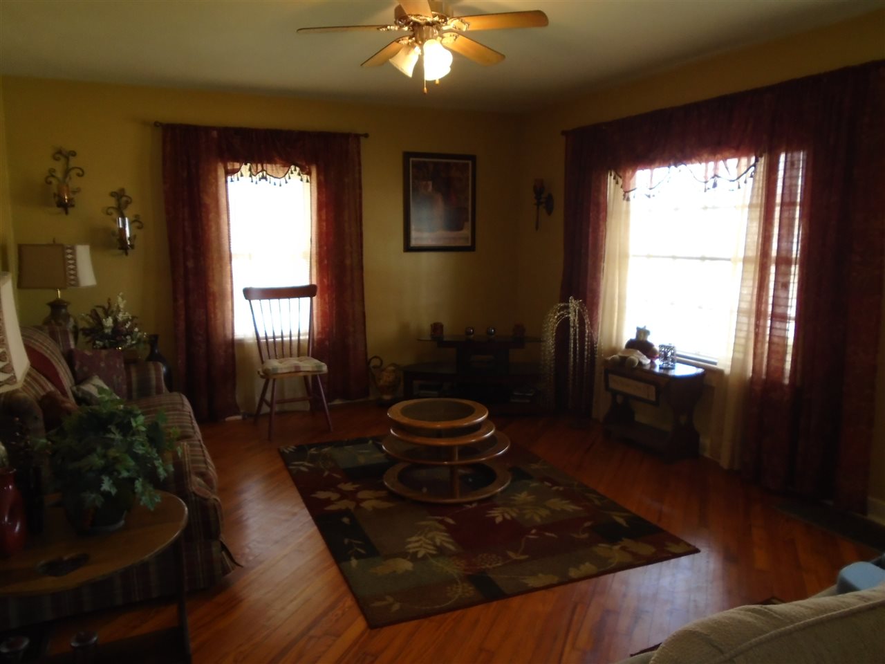 111 Southwest 2nd Street Loogootee, IN 47553 - Photo 3 of 16 Gallery Image 3