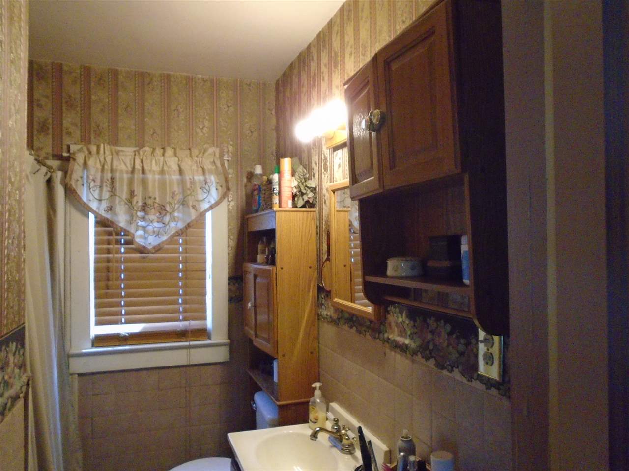 111 Southwest 2nd Street Loogootee, IN 47553 - Photo 8 of 16 Gallery Image 8