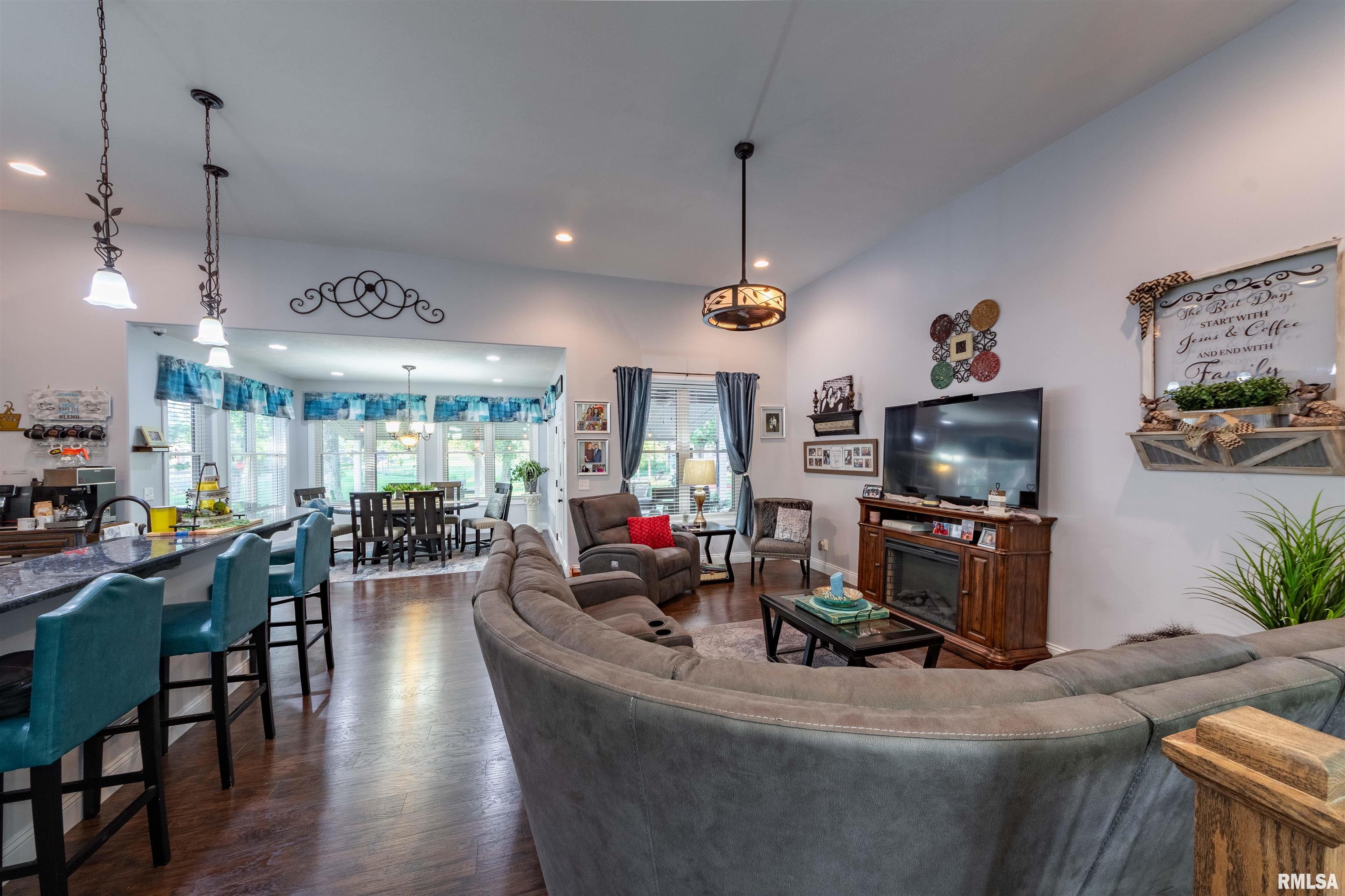 3831 Homestead Road Marion, IL 62959 - Photo 27 of 48 Gallery Image 27