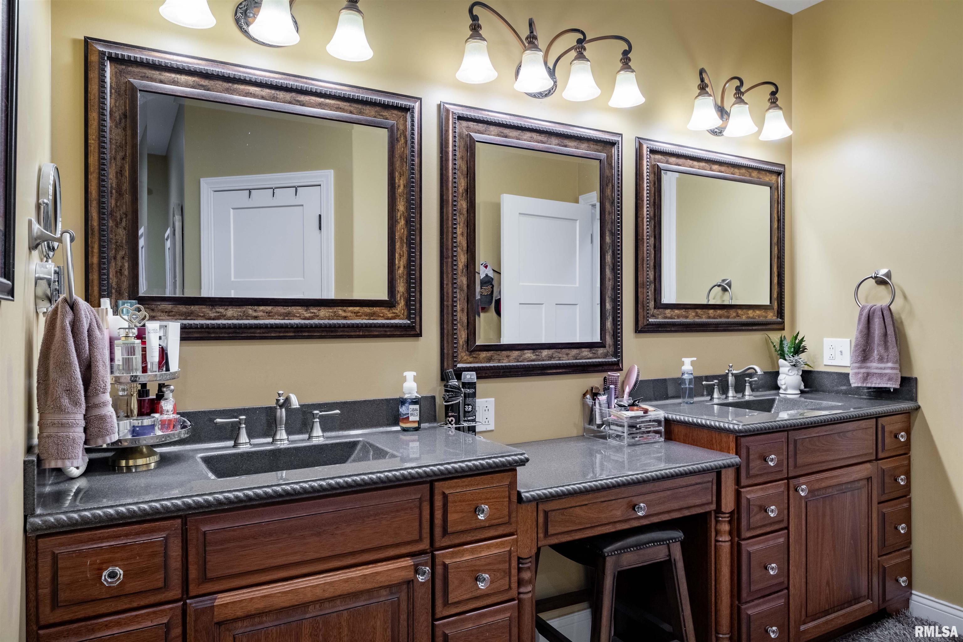 3831 Homestead Road Marion, IL 62959 - Photo 36 of 48 Gallery Image 36