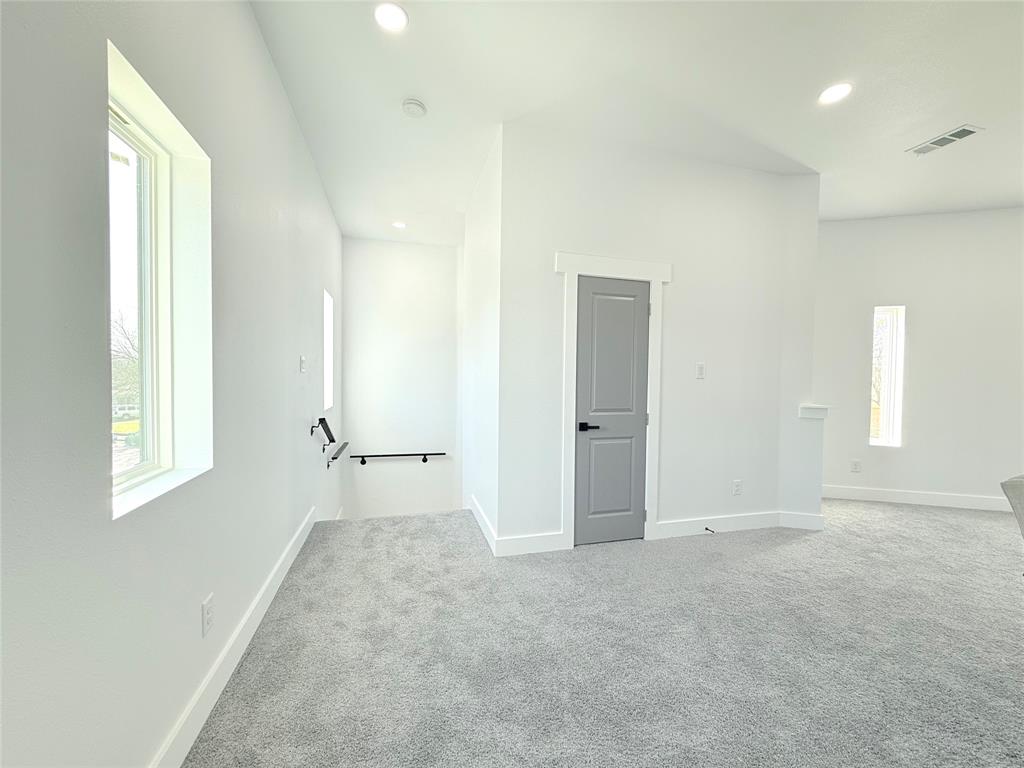 1505 Fordham Road Dallas, TX 75216 - Photo 18 of 24 Gallery Image 18