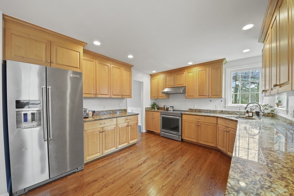 131 Hillsdale Road Dedham, MA 02026 - Photo 11 of 37 Gallery Image 11