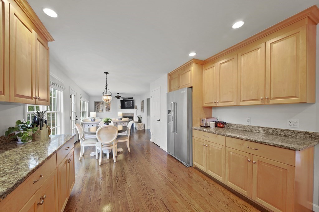 131 Hillsdale Road Dedham, MA 02026 - Photo 12 of 37 Gallery Image 12