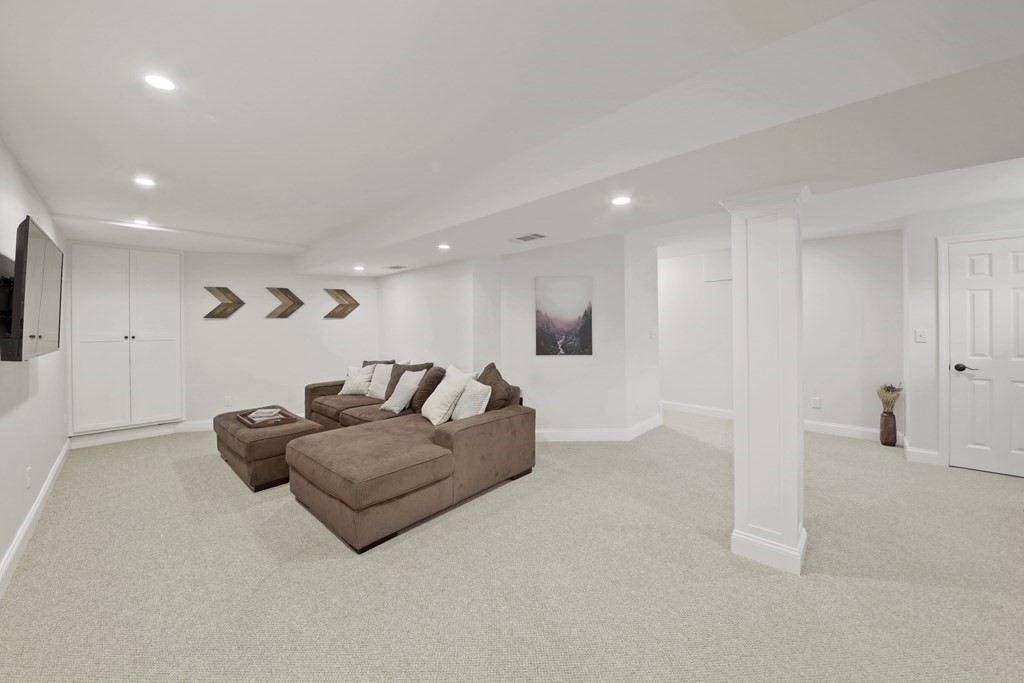 131 Hillsdale Road Dedham, MA 02026 - Photo 33 of 37 Gallery Image 33