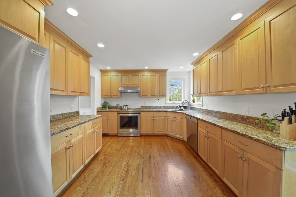 131 Hillsdale Road Dedham, MA 02026 - Photo 10 of 37 Gallery Image 10
