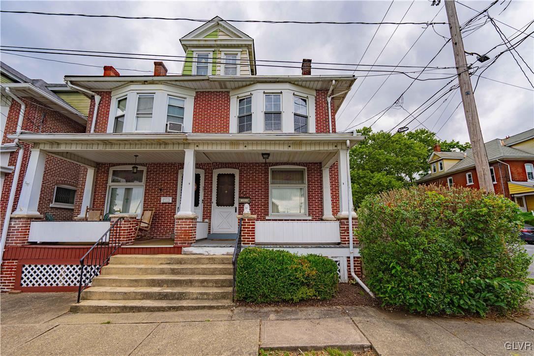 353 Hanover Street Bethlehem, PA 18018 - Photo 1 of 38 front view of a house