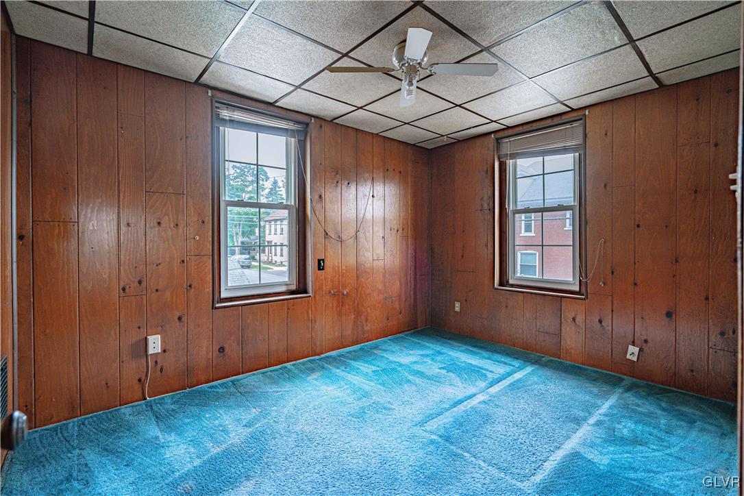 353 Hanover Street Bethlehem, PA 18018 - Photo 18 of 38 an empty room with windows