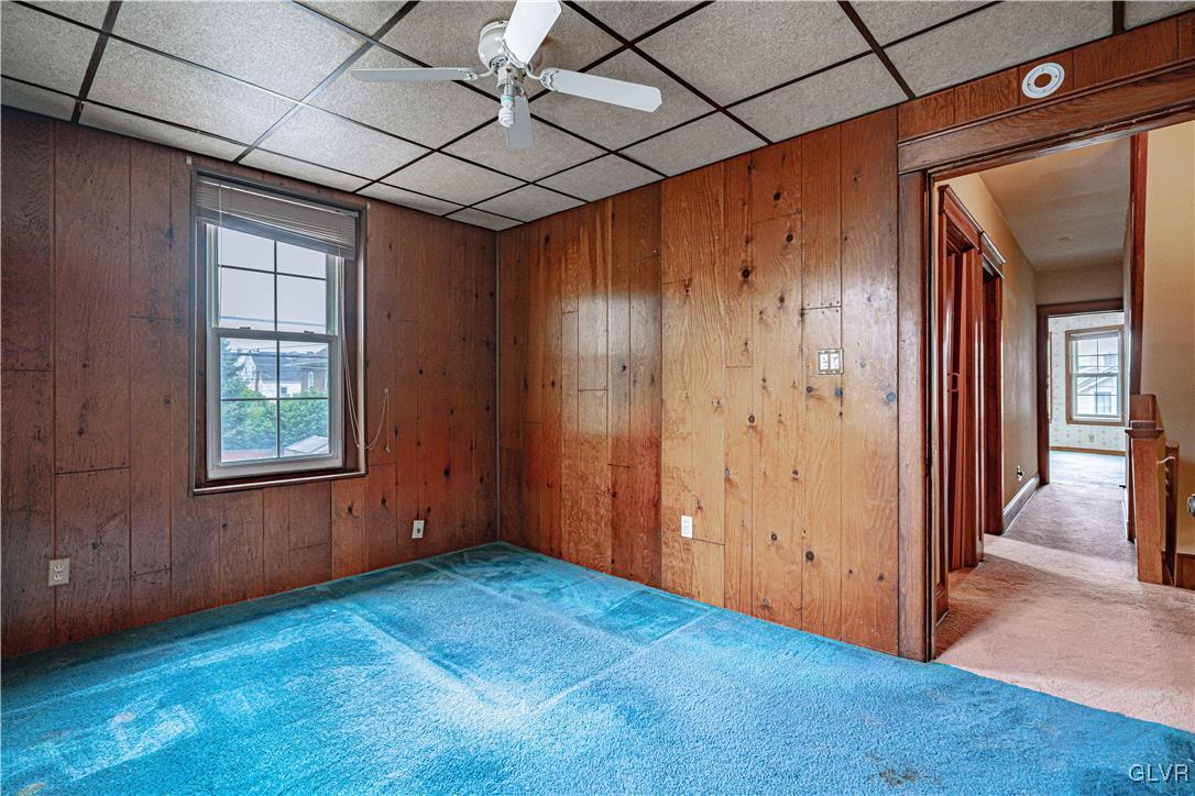 353 Hanover Street Bethlehem, PA 18018 - Photo 19 of 38 an empty room with windows