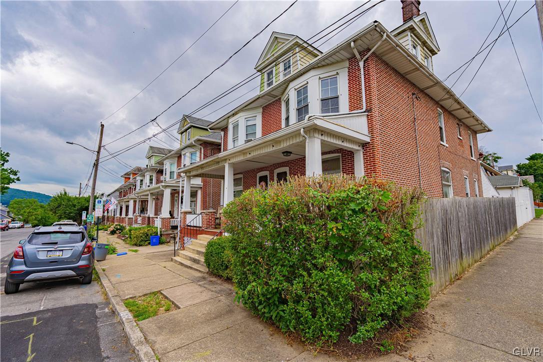 353 Hanover Street Bethlehem, PA 18018 - Photo 2 of 38 a view of multiple houses with a street