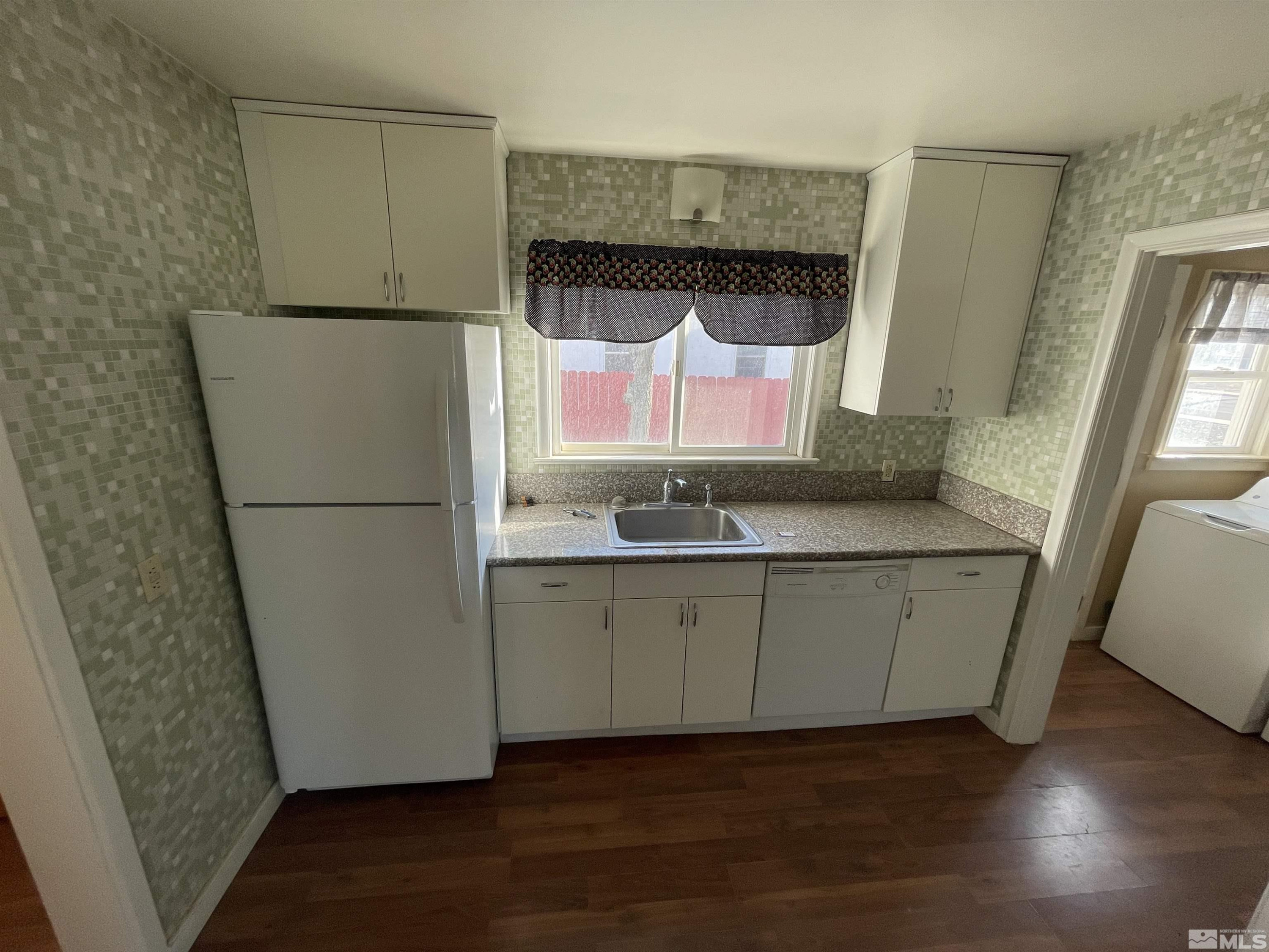 595 Taylor Place Lovelock, NV 89419 - Photo 6 of 16 Photo 6