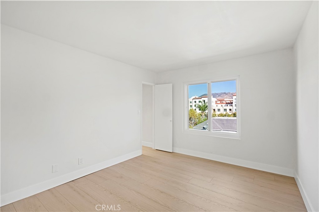 125 Allen, Unit 306 Pasadena, CA 91106 - Photo 25 of 32