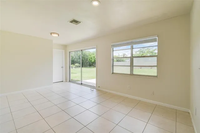 $325,000 | 458 Southeast Galleon Lane, Port St. Lucie, FL 34983