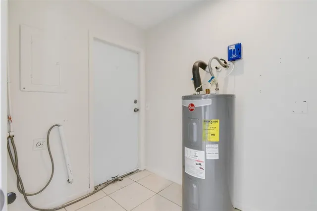 $325,000 | 458 Southeast Galleon Lane, Port St. Lucie, FL 34983