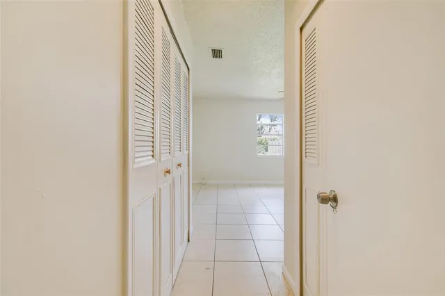$325,000 | 458 Southeast Galleon Lane, Port St. Lucie, FL 34983