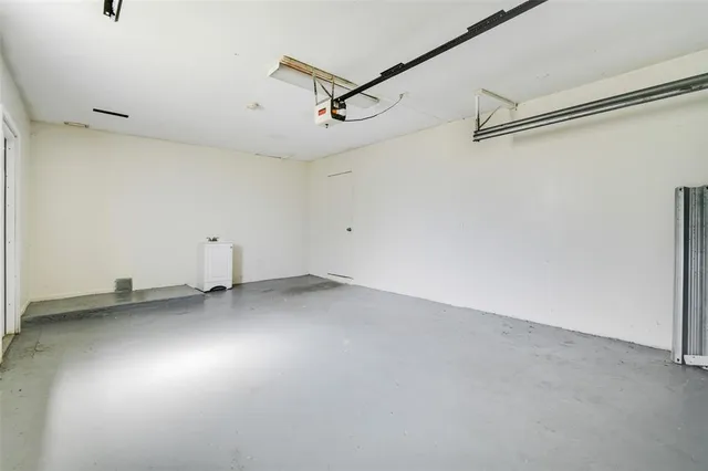 $325,000 | 458 Southeast Galleon Lane, Port St. Lucie, FL 34983