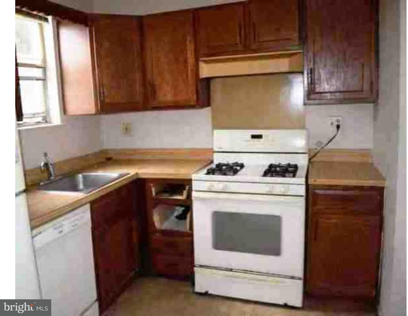 9461 Ashton Road Philadelphia, PA 19114 - Photo 6 of 12 Gallery Image 6