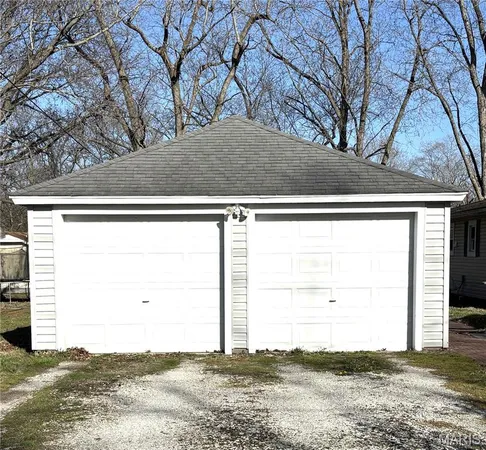 $150,000 | 522 White Avenue, Greenville, IL 62246