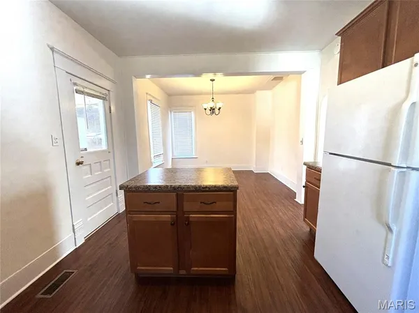 $150,000 | 522 White Avenue, Greenville, IL 62246