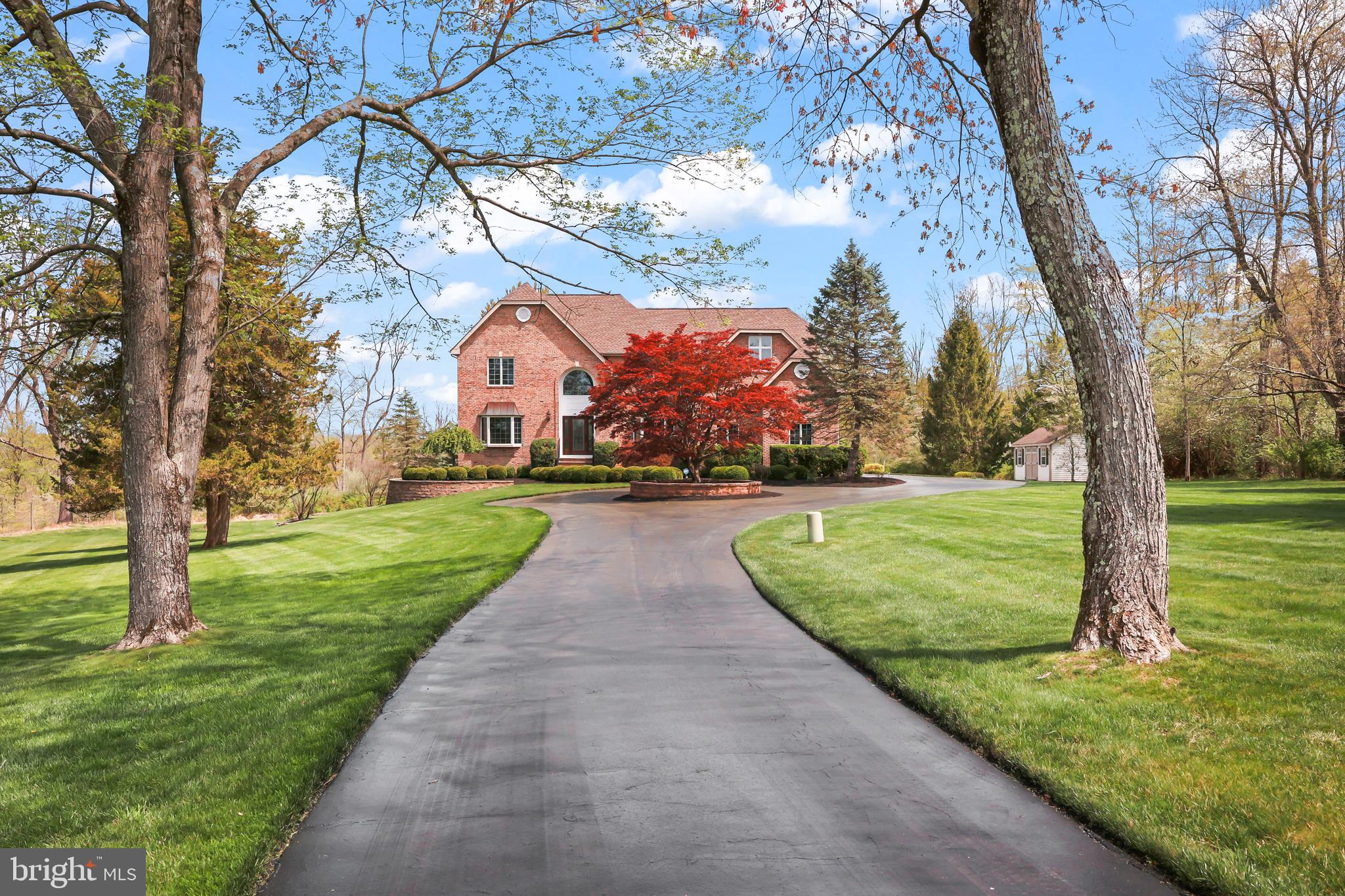 80 New Road Lambertville, NJ 08530 - Photo 2 of 62 Beautifully maintained exterior