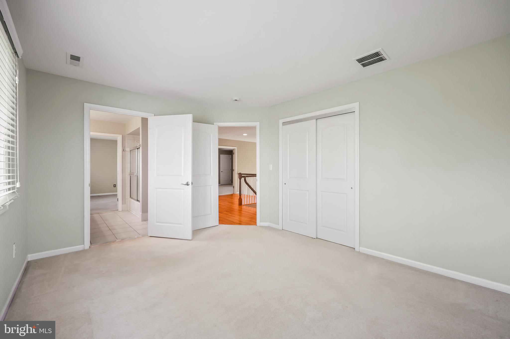 80 New Road Lambertville, NJ 08530 - Photo 46 of 62 Spacious bedroom w Jack & Jill Bath