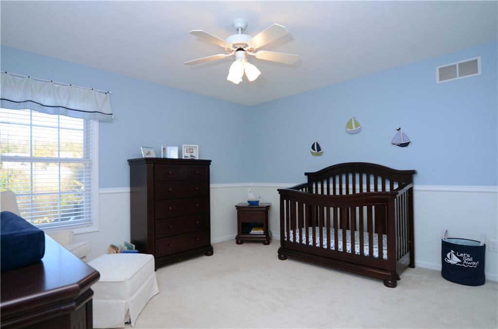 4000 Oak Point Circle McKees Rocks, PA 15136 - Photo 14 of 25 Additional Bedroom on Upstairs Level. Ample Closet space as well.