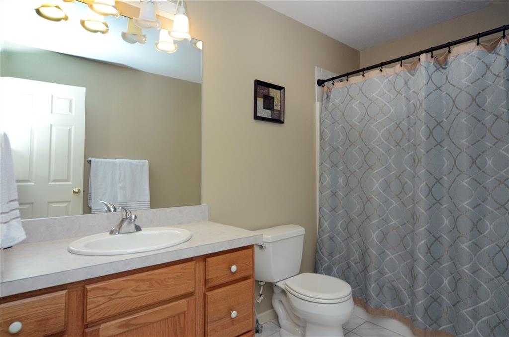 4000 Oak Point Circle McKees Rocks, PA 15136 - Photo 18 of 25 The SECOND of the four bathrooms. This is a full bath on the upper level which serves the two upstairs bedrooms.