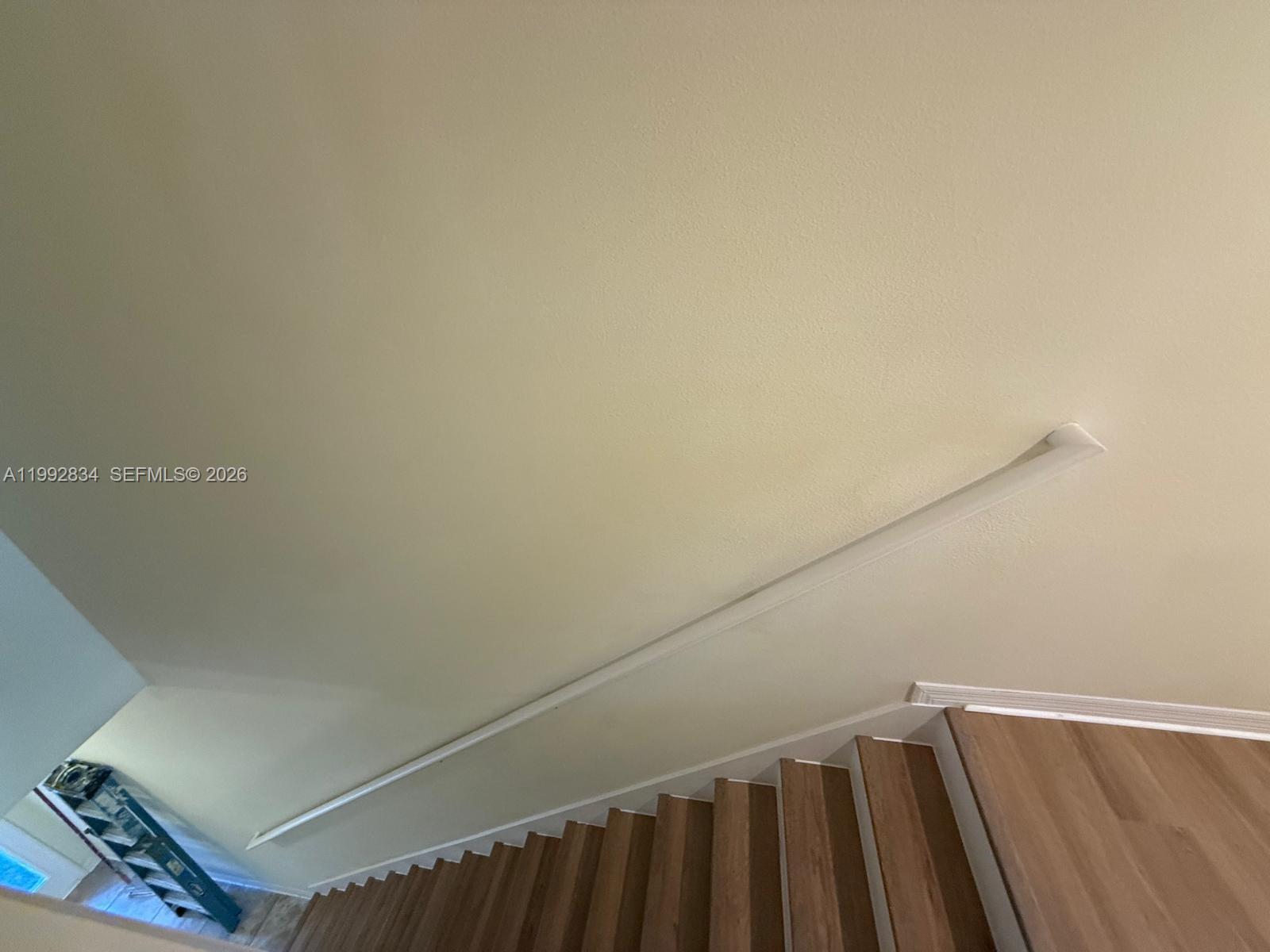 3154 Rodrick Circle Orlando, FL 32824 - Photo 10 of 21 a view of a hallway