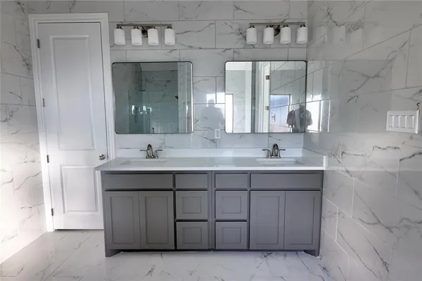 $564,350 | 7231 Velvetleaf Street, Benbrook, TX 76126