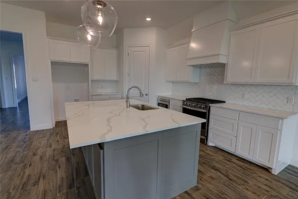 $564,350 | 7231 Velvetleaf Street, Benbrook, TX 76126