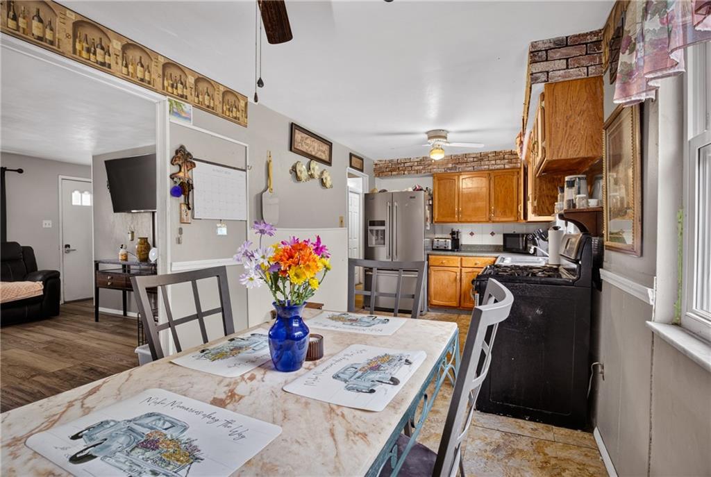25 Highbury Road Cheswick, PA 15024 - Photo 8 of 35 Gallery Image 8