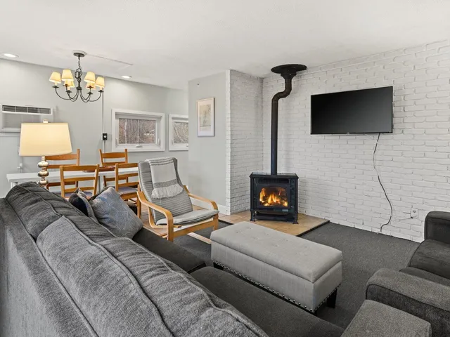 $345,000 | 197 Mountainside Drive, Unit A401, Stowe, VT 05672