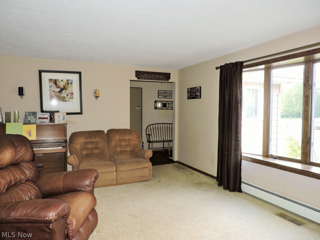 42165 Butternut Ridge Road Elyria, OH 44035 - Photo 9 of 20 Living Room with bay window