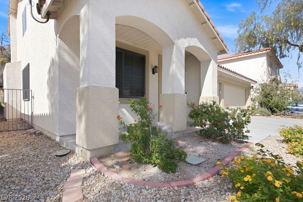 2376 Tilden Way Henderson, NV 89074 - Photo 4 of 54 Front patio covered area,