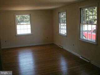45 Fort Mott Road Pennsville, NJ 08070 - Photo 3 of 6