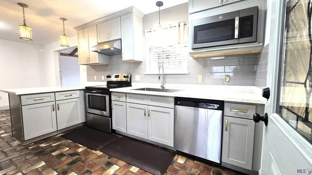 $185,000 | 463 West Chalfont Drive, Baton Rouge, LA 70819