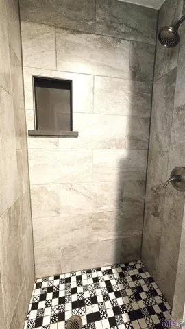 $185,000 | 463 West Chalfont Drive, Baton Rouge, LA 70819